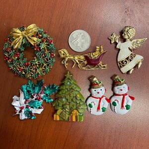 Lot of 7 Christmas brooch| vintage | modern‎